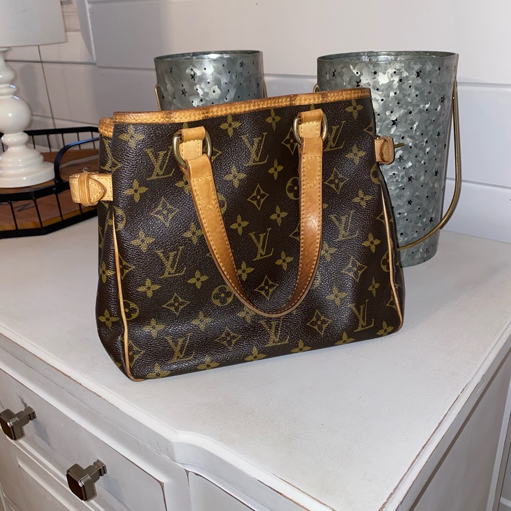 Louis Vuitton purse